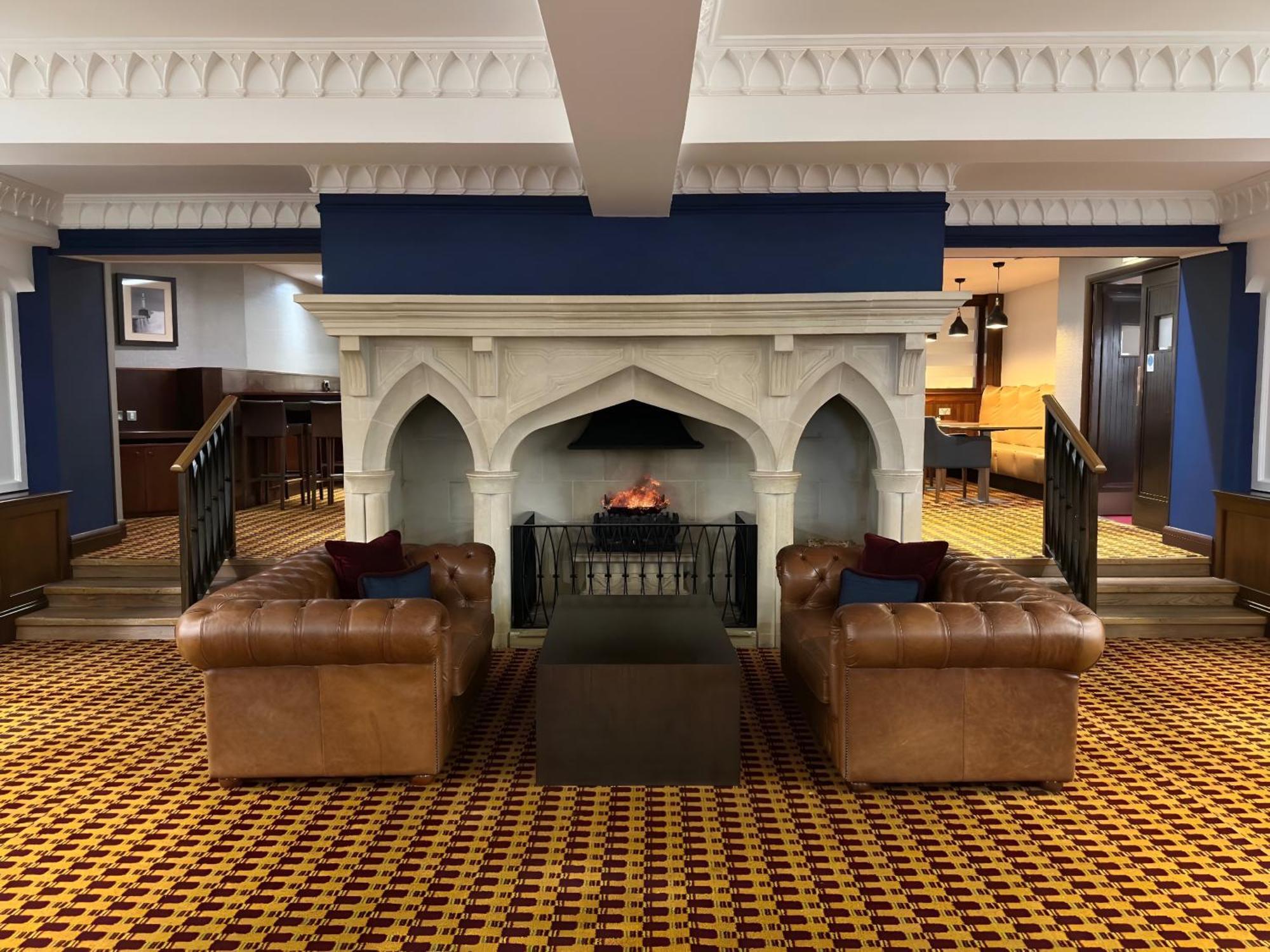 The Aberdeen Dyce Hotel Exterior foto
